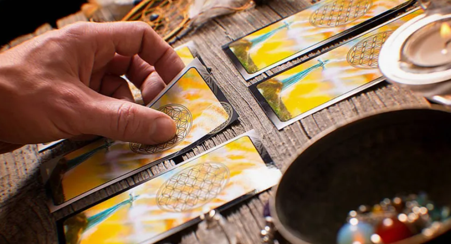 Afeez Badmos Psychic Tarrot